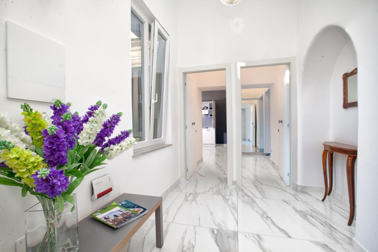 Piazza Tasso Max 1 Apartment ซอร์เรนโต ภายนอก รูปภาพ