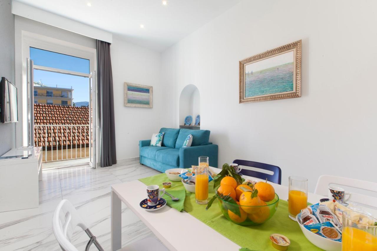 Piazza Tasso Max 1 Apartment ซอร์เรนโต ภายนอก รูปภาพ